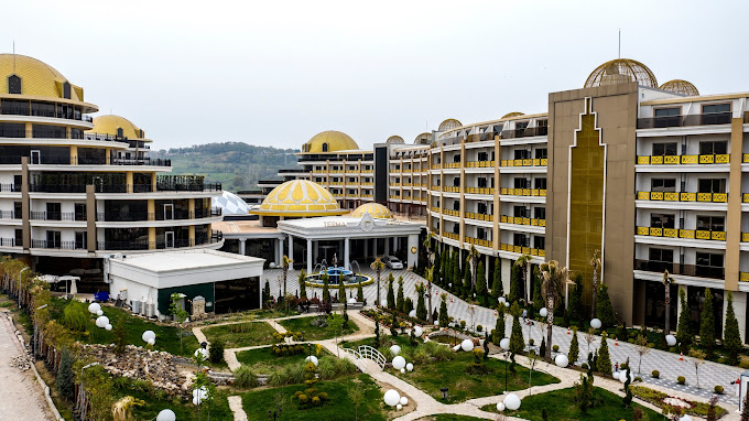 YALOVA TERMALDE SATILIK KRAL DAİRESİ